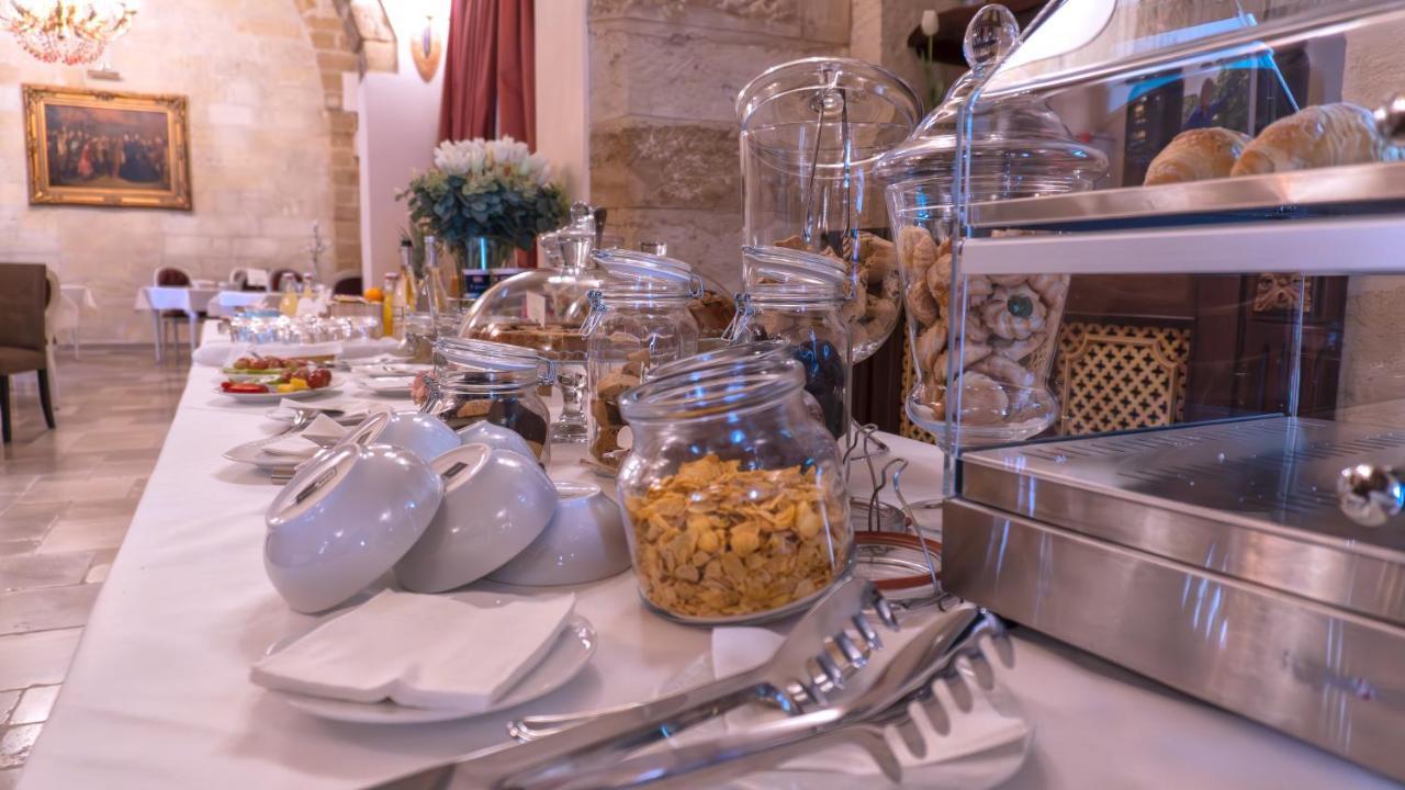 צ'לינו סאן מרקו Kelina Charme Hotel By Cantine Due Palme מראה חיצוני תמונה
